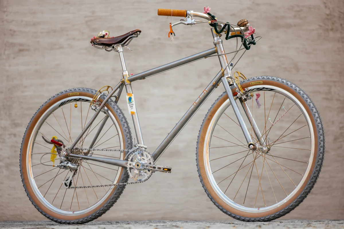 Four Standout Builds at Bespoked Osaka: Aya Bikes, Blue Lug and More